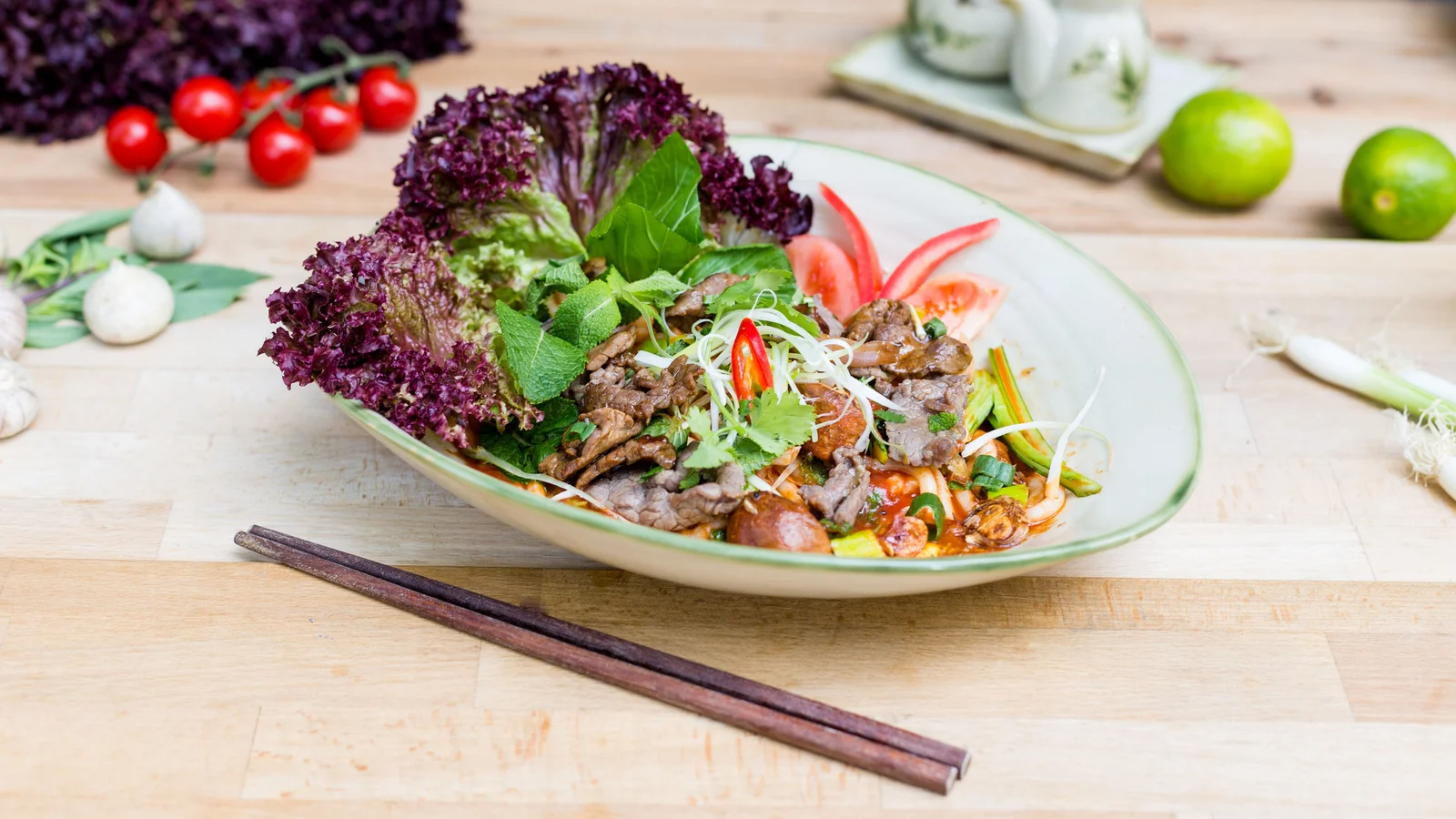 Banh Canh Bo Sot Ca (Pikant)